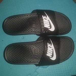 MENs Nike slides